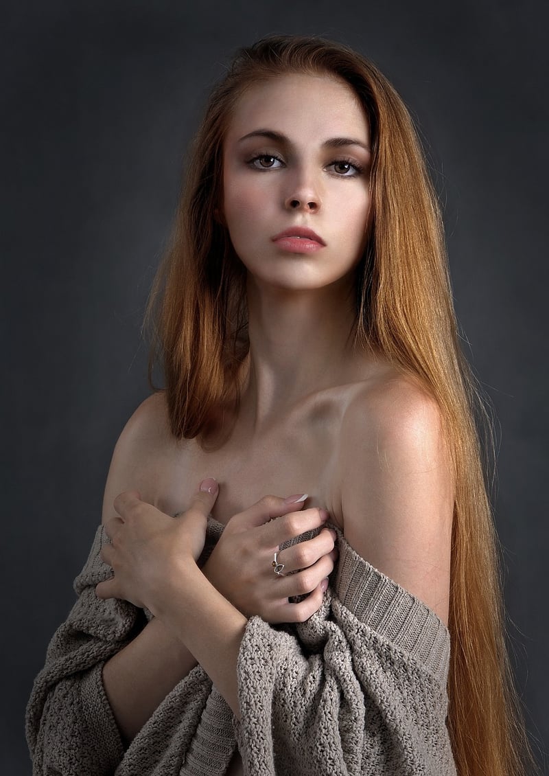 woman sharing secrets